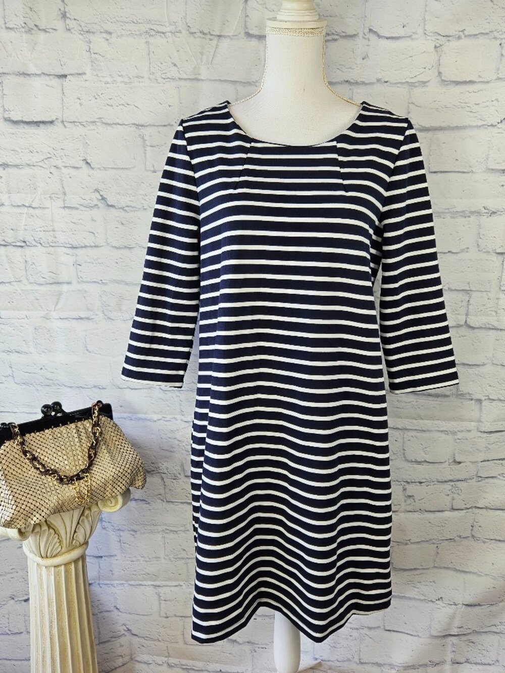 NWT Gap Size L Navy Blue & White Striped 3/4 Sleeve Knit Short Dress Stretch
